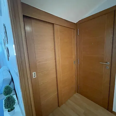Exclusivo Piso En El Centro De アパート ポンテベドラ